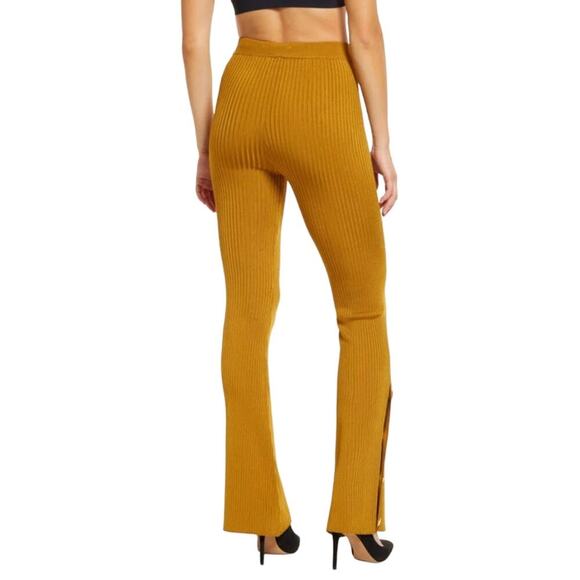 Good American Ribbed Flare Pants - Picture 3 of 16